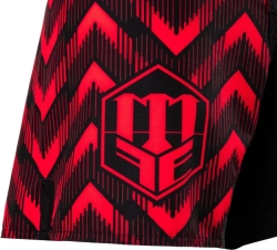 Spodenki do MMA MASTERS PULSE SMMA-P czarno-czerwone